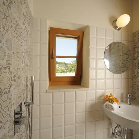 Veranda Rossa Ξενοδοχείο με διαμερίσματα 3*