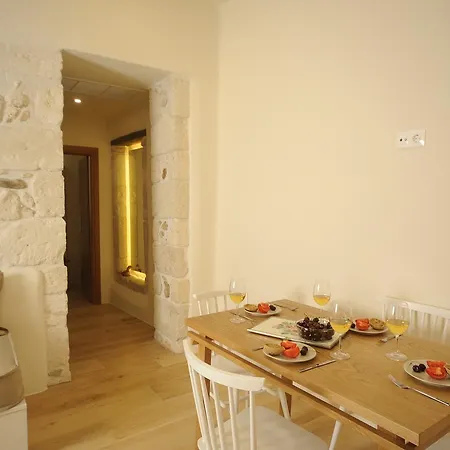 Veranda Rossa Lägenhetshotell Rethymno